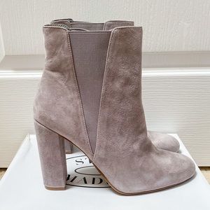 BRAND NEW Steve Madden Effect-R Grey Suede Boots Size 10